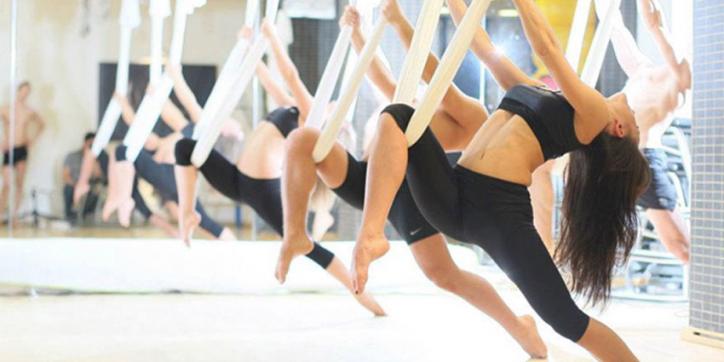 Γνωρίστε την Aerial yoga